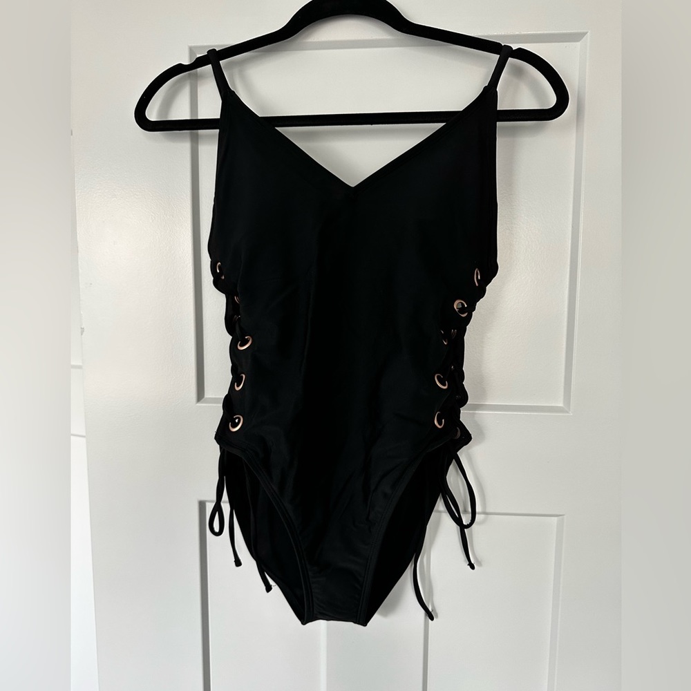 NWT Xhilaration Black and Gold One-Piece Swimsuit